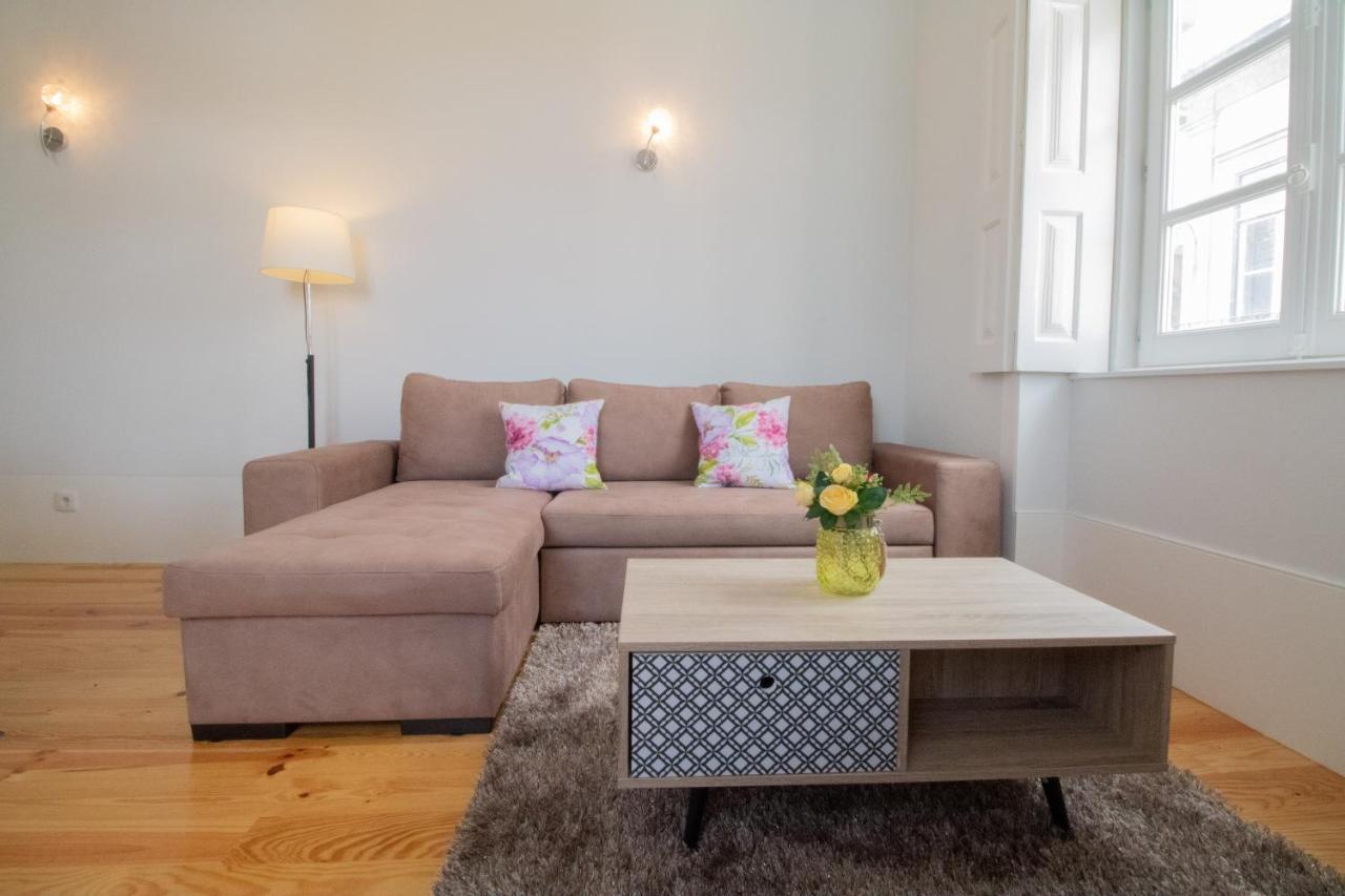 Passeio Da Avenida - Central Avenue Apartment With Elevator فيانا دو كاستيلو المظهر الخارجي الصورة